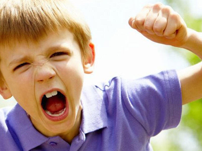 Чому маленькі діти агресивні?